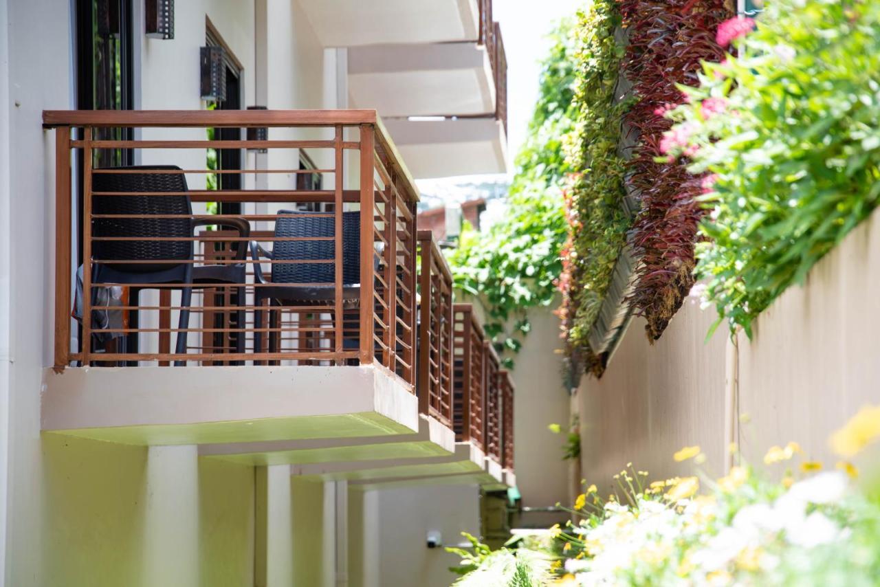 Giraffe Boutique Hotel Baguio City Екстер'єр фото